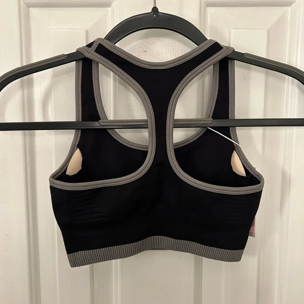 NWT Halara Size S Small Black/Gray Sports Bra